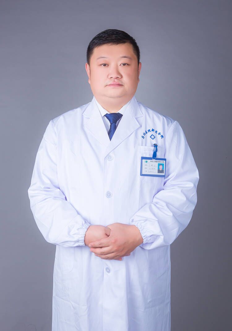 刁鹏飞